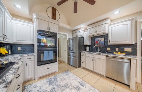Abilene House | Hill Country | Spacious 4BR Retreat