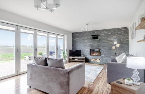 Lincoln House | Hill Crest