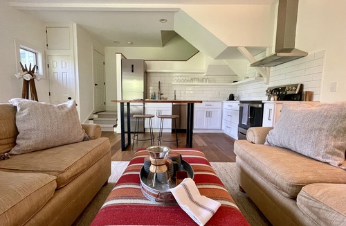 Sunderland Bed & Breakfast | Hill Farm Inn