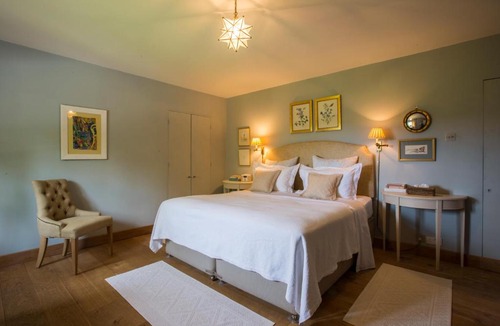 Giddeahall Bed & Breakfast | Hill House B & B & Luxury Shepherds Huts