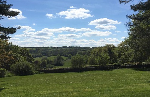 Giddeahall Bed & Breakfast | Hill House B & B & Luxury Shepherds Huts