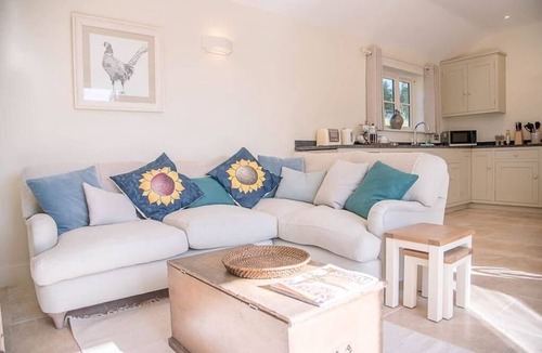 Woodbridge House | Hill Stables, Ufford