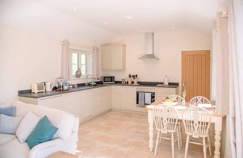 Woodbridge House | Hill Stables, Ufford