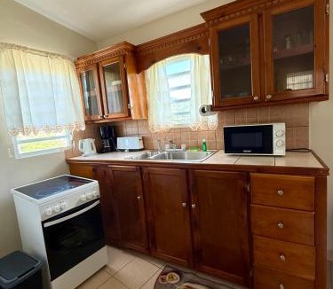 Marigot Apartment | Hill Top Cottage