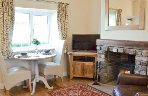Sinnington House | Hill View Cottage