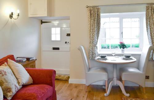 Sinnington House | Hill View Cottage