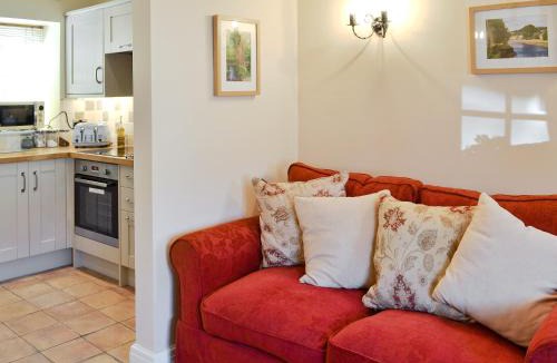 Sinnington House | Hill View Cottage