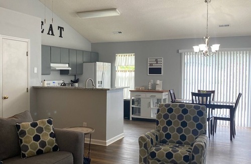 Croasdaile Farm Master House | Hillandale Oasis - Newly Updated 2-Bedroom Ranch Style Home