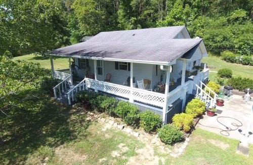 Whites Creek House | Hillbilly haven