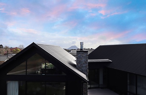 Tauranga House | Hillbrook - a luxurious designer house