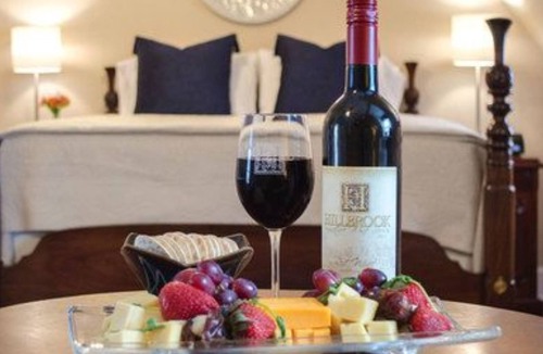 Rippon Bed & Breakfast | Hillbrook Inn