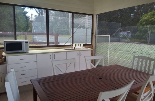 Broughton Vale Cottage | Hillcrest Cottage @ Berry