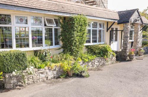 Newton Grange House | Hillcrest House