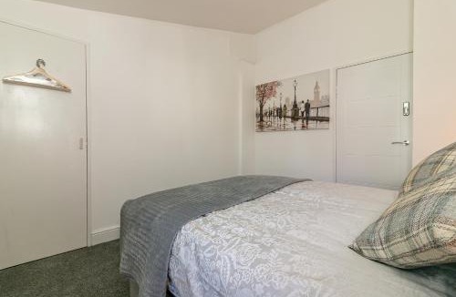 Stevenage House | Hillcrest Lodge