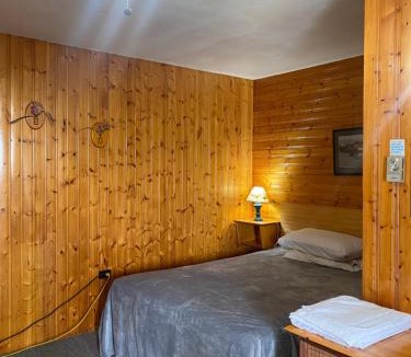 Saint John Hotel | Hillcrest Motel
