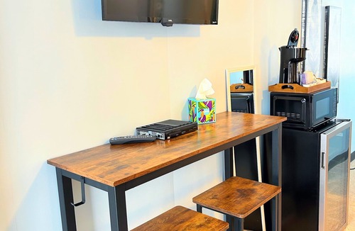 Rapid River Hotel | Hillcrest Motel