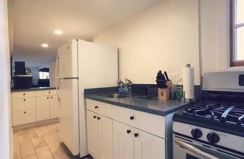 University Heights Apartment | Hillcrest Studio | Walk to Bars & Restaurants