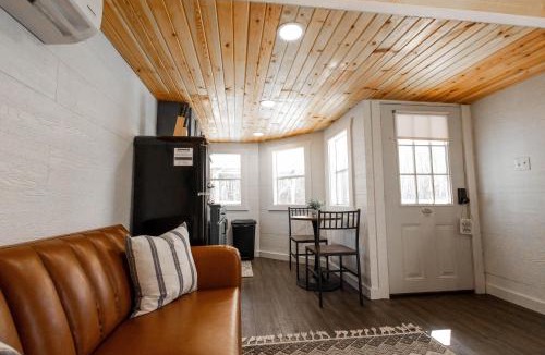 Jasonville House | Hillenbrand Hideaway