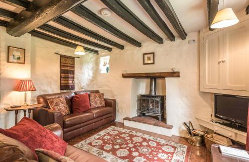 Bromlow House | Hillgate House