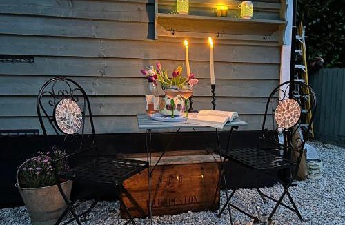 Saint Columb Major Ski Chalet | Hillhead Hideaway