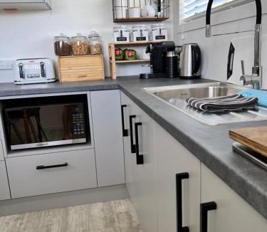 Karapiro Bed & Breakfast | Hills Vista Lodge