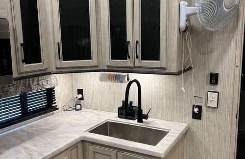 Owasso House | Hillsborough home away from home