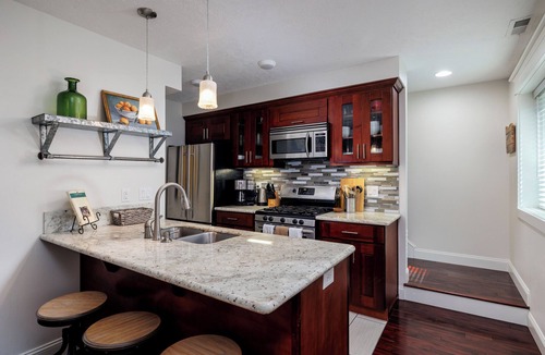 Bull Mountain Apartment | Hillshire Guest Suite Available Immediately