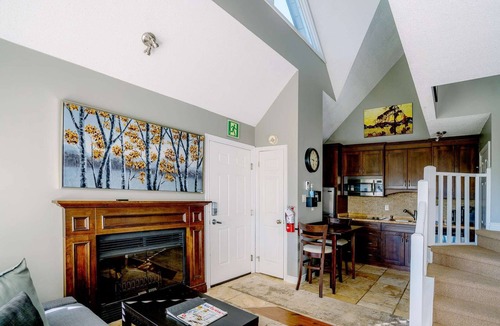 Craigleith Condo | Hillside BLUE MTN Family Loft @ North Creek Resort