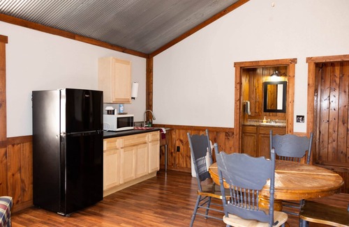 Helenwood House | Hillside Cabin at Gap Creek Cabins