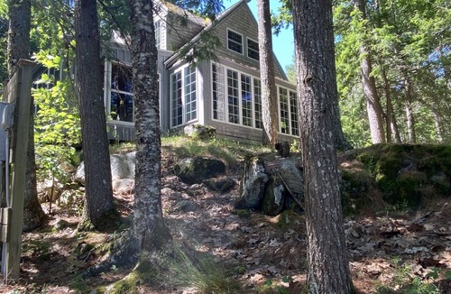 Bristol House | Hillside Cottage- Bristol