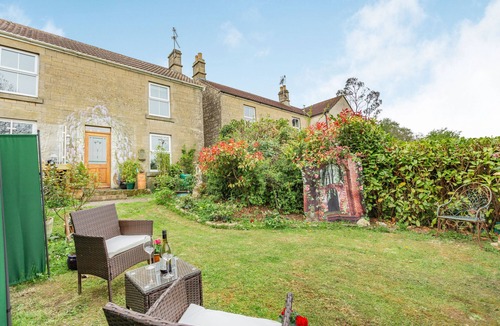 Peasedown Saint John Cottage | Hillside Cottage