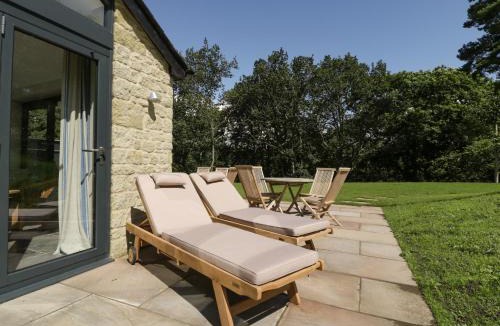 Shaftesbury House | Hillside Cottage