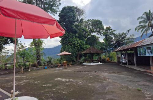 Sawan House | Hillside guest house and restaurant