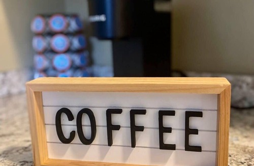 Lupton City House | Hillside Haven - affordable, and convenient