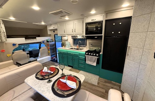 Noble House | Hillside Haven in Berryessa