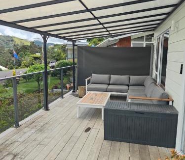 Whitianga House | Hillside Haven