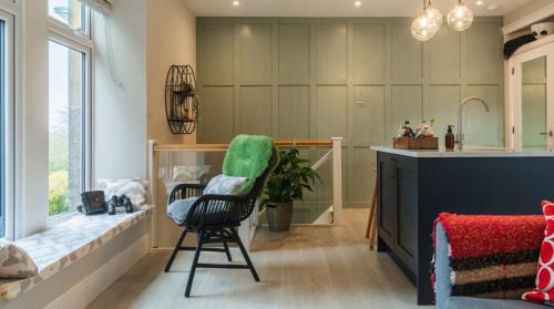 Beeley Apartment | Hillside Haven, panoramic views Nr Bakewell