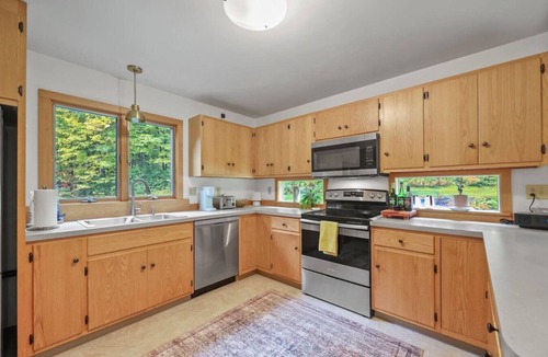 Tyringham House | Hillside Haven with Hot Tub & Fire Pit