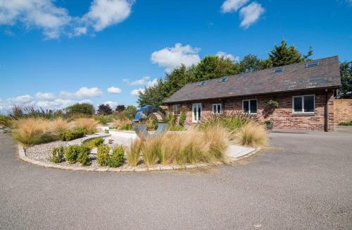 Tarvin House | Hillside House