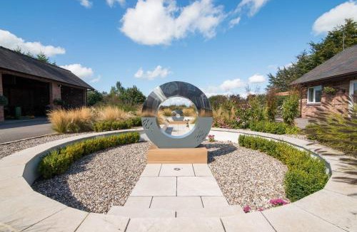 Tarvin House | Hillside House