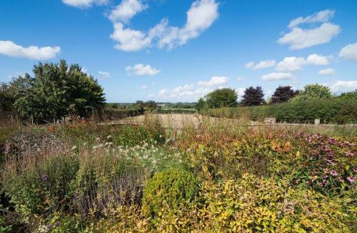 Tarvin House | Hillside House