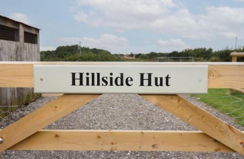 Radbourne House | Hillside Hut