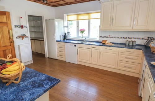 Tirabad Cottage | Hillside Lodge