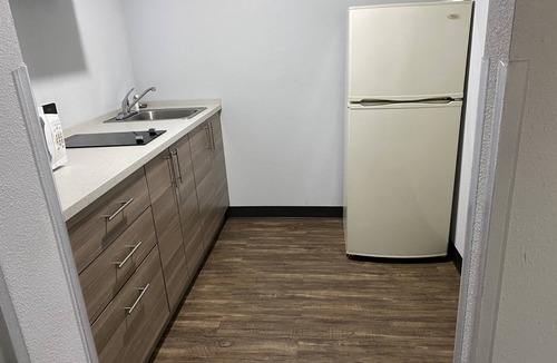 Glen Mills Hotel | Hillside Motel