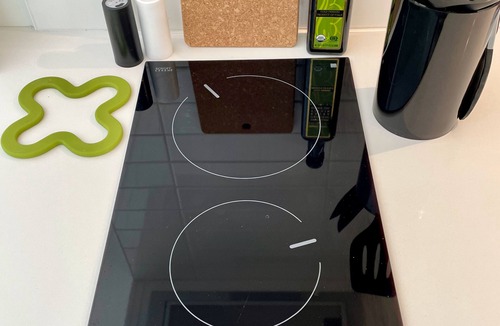 San Rafael House | Hillside Oasis between San Francisco & Napa. Big Views + Pool!