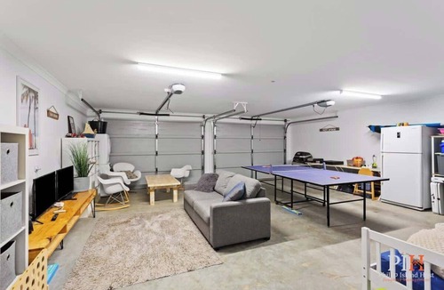 San Remo House | Hillside Ocean View San Remo