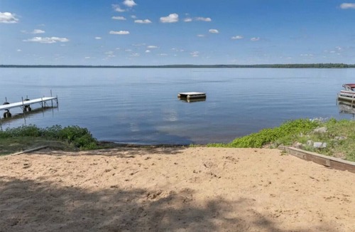 Phelps Cabin | Hillside Resort Cabin #9