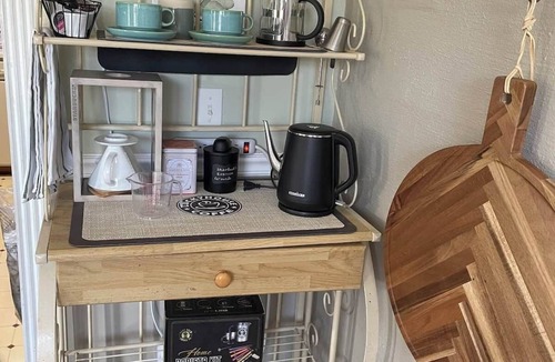 McEwen House | Hillside Retreat 3BR-2BA + Bonus Workspace & Views - sleeps 12