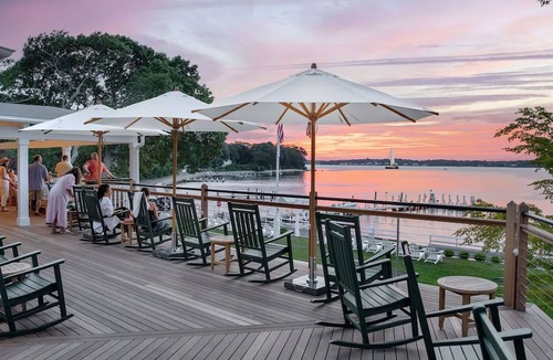 Suffolk County House | Hillside Sanctuary with Private Terrace Dining and Complimentary Parking