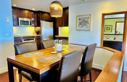 Avalon Villa | Hillside villa w ocean views, pool & balcony